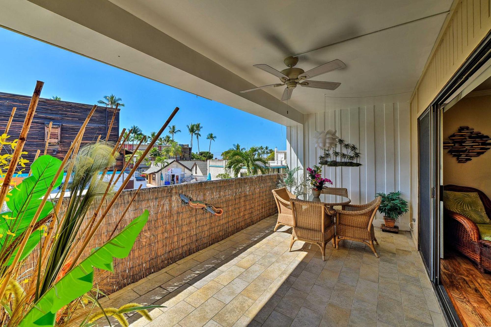 Downtown Air Conditioned Condo Walk To Beaches ไคลัวโคนา ภายนอก รูปภาพ